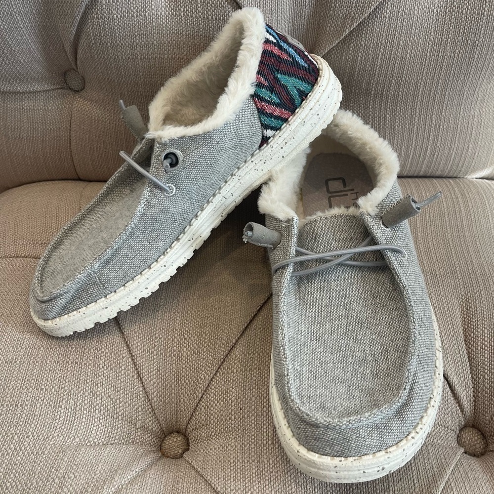 HEYDUDE Shoes Women's 7 Wendy Funk Wool Grey - Canvas Faux Fur 121413128
